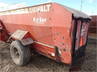 Oswalt 300 feed wagon