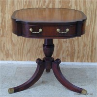 Vtg. Duncan Phyfe Mahogany Leather Top Side Table