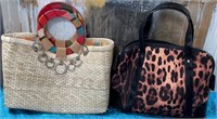 11 - LOT OF 2 PURSES (B45)