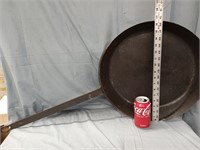 Large Metal Skillet, long handle approximately