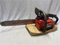 Homelite 240 chainsaw (18in bar)