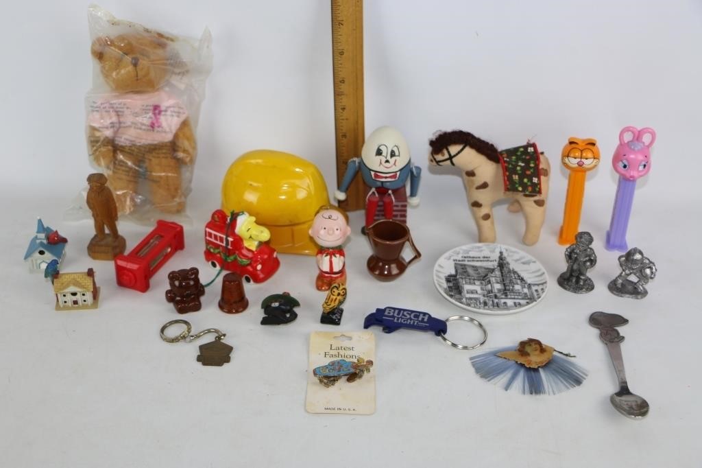 Vtg Toys-Humpty, Snoopy, Pez and More