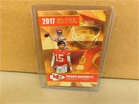 2017 Patrick Mahomes Rookie Gems NFL Gold Card