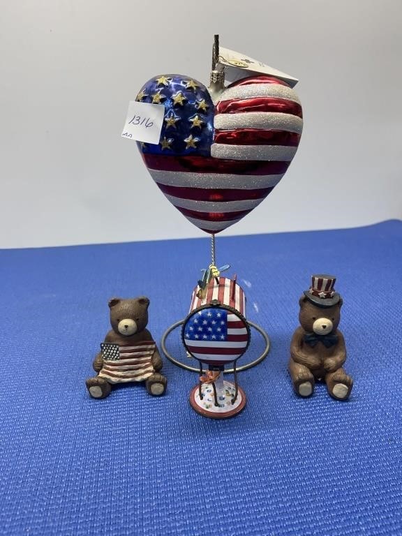 “America” 4 Pcs Hanging Heart , 2 Bears , Pill