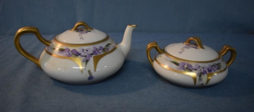 ANTIQUES & COLLECTIBLES ONLINE ONLY SALE