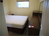 Full bedroom suite including dresser w/ mirror
