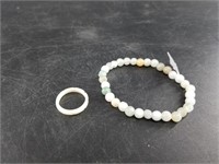 Pearl ring and stone stretch bracelet