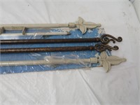 Curtain Rods-Lot