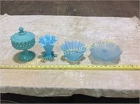 4 pcs blue and turquoise decorative glassware