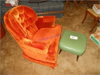 Swievel rocker (rust color) and foot stool