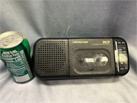 AM/FM RADIO CASSETTE PLAYER TESTED