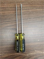 (2) Stanley Flat Head Screw Drivers