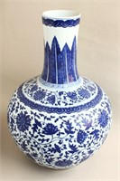 Large Chinese Blue and White Porcelain Vase,