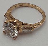 14k Gold & CZ Ring Size 6