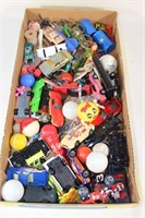 Mixed Lot of Toys & Collectibles - cars, etc.