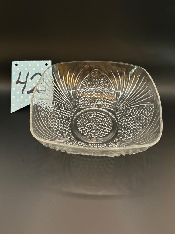 Vintage hobnail bubble glass square bowl