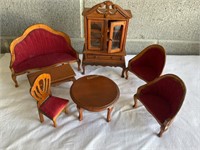 Miniature wood dollhouse furniture