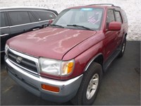 1997 TOYOTA 4 RUNNER--4X4, COLD A/C