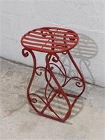 Small Painted Metal Plant Stand / Table U13B