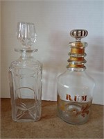 2 vintage decanters. Rum has issues