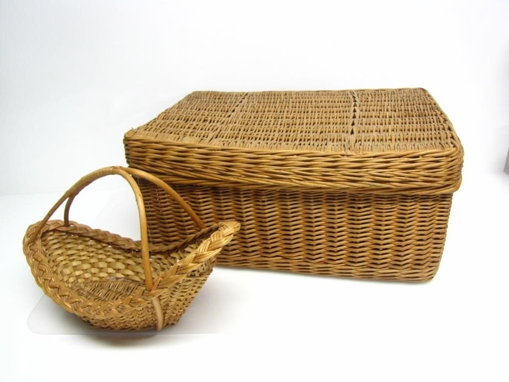 LARGE WOVEN STRAW BASKET & SMALL HANDLED BASKET