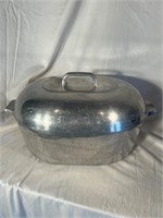 Magnalite Aluminum Oval Roster Pot With Lid