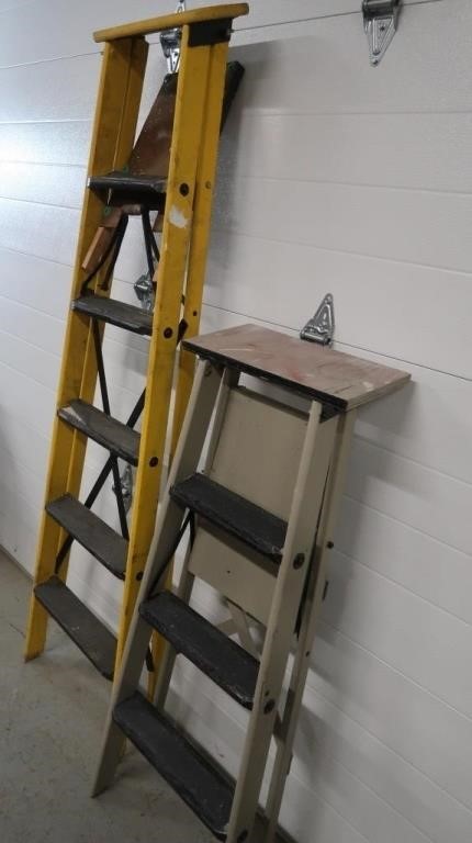 6' * 4' Wooden Step Ladders
