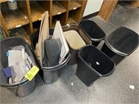 LARGE GROUP OF RUBBER OR PLASTIC TRASH CANS