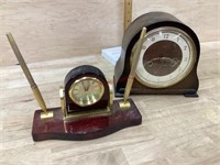 Dunbury clock and pen set/  Smiths mantle clock