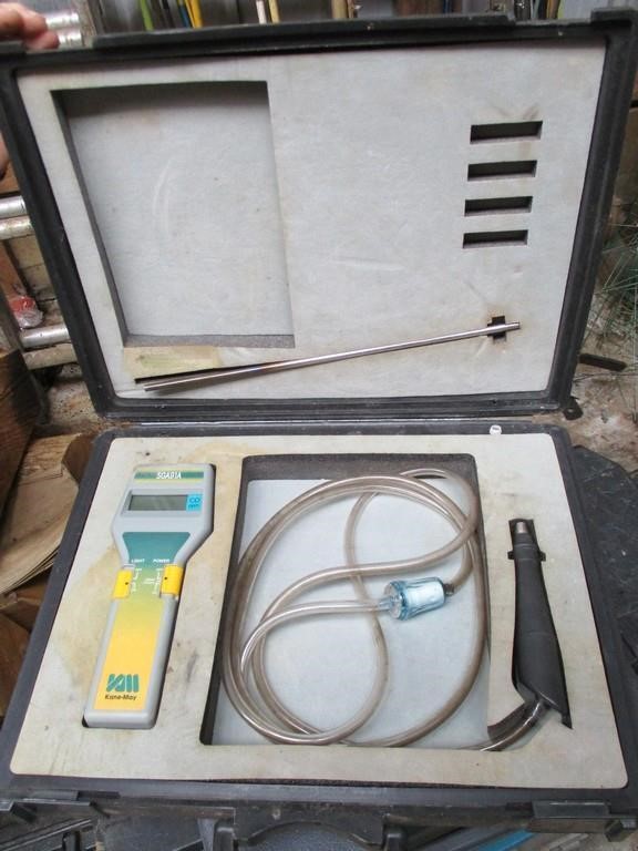 Kane-May SCA91A Analyzer in Case