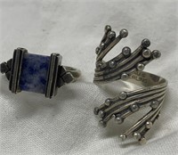 (2) Sterling Silver Rings - Blue Sz 7, Twist Sz 7-