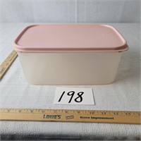 Tupperware Container and Lid