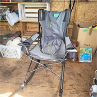 S504 Cabelas Rocker w carry bag