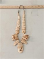 vtg carved bone elephant necklace