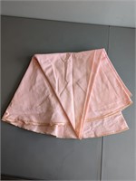 Pink Table Cloth 5 ft