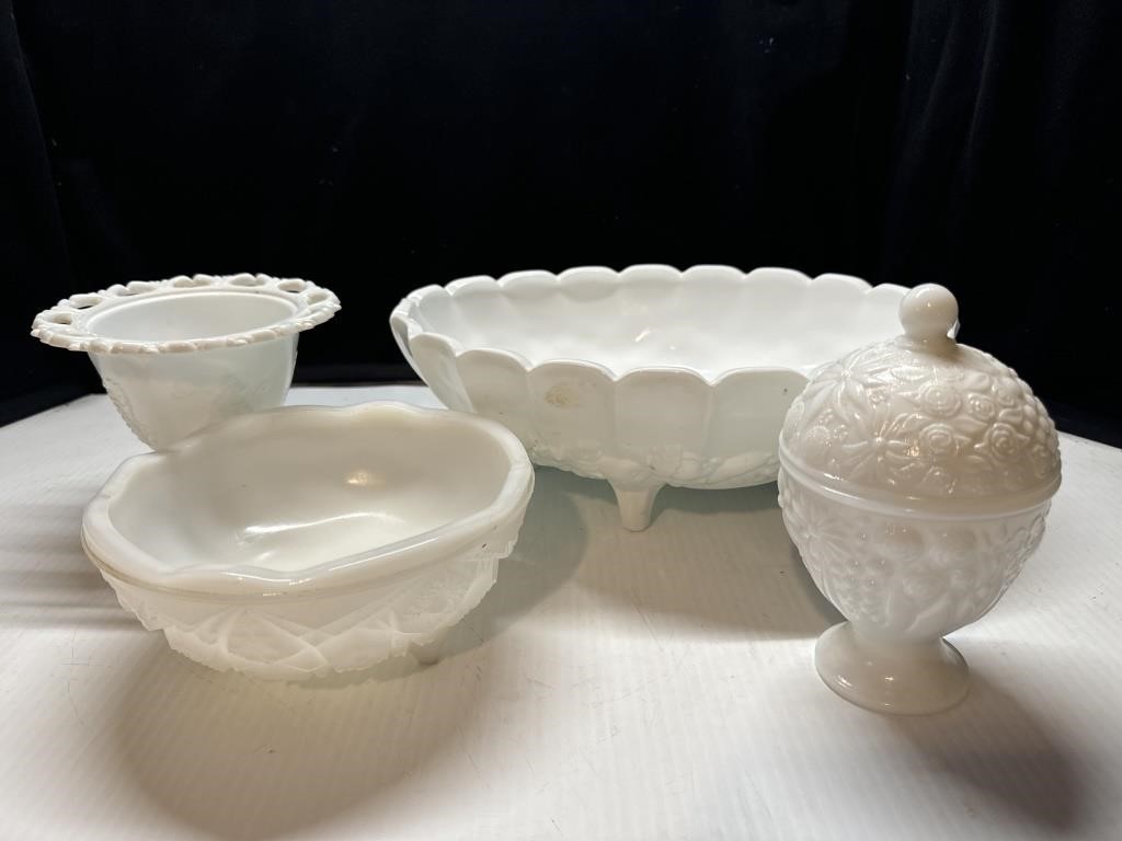 Vintage White & Milk Glass 4 pc