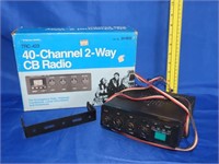 Realistic 40-Channel 2-Way CB Radio