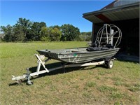 Alumacaft 16' Fan Flat Bottom Boat and Trailer