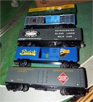 (3) Lionel and (1) K-Line train cars including