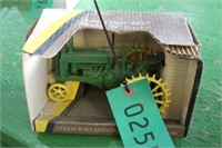 JD "G" Collector Tractor