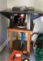 Skill Router Table with Craftsman Router