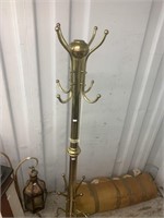 Brass coat stand holder in good condition
