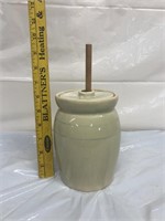 Small stoneware butter churn stay 6 inches tall