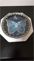 ^ Bradford Exchange porcelain decorative plate