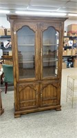 Lighted hutch with glass doors, 2 glass shelves