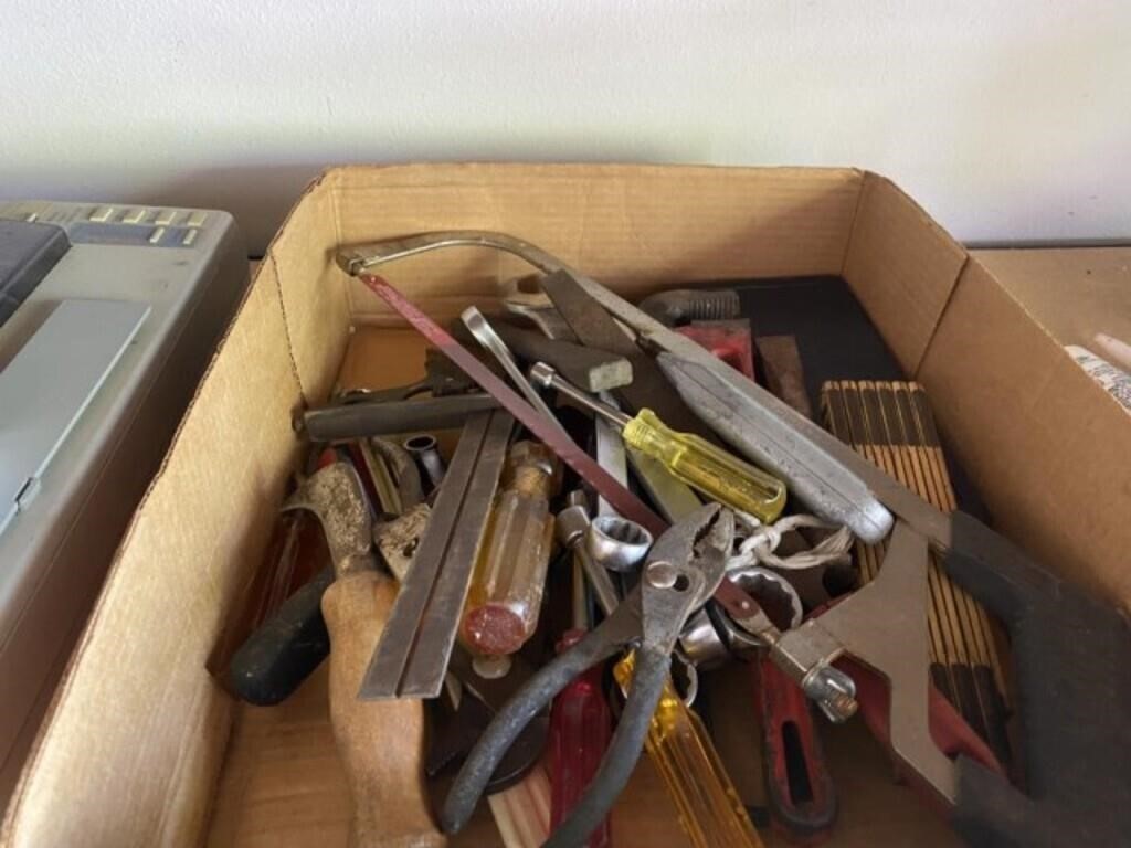 flat of tools