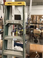 Werner 6 ft 250# max fibereglass ladder