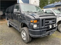 2013 Ford E-Series Wagon E-350 SD XL