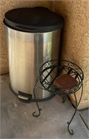 U - TOE-TOUCH TRASH CAN & PLANT STAND (Y3)