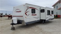 2006 26-FT Fleetwood Prowler 260RL Travel Trailer